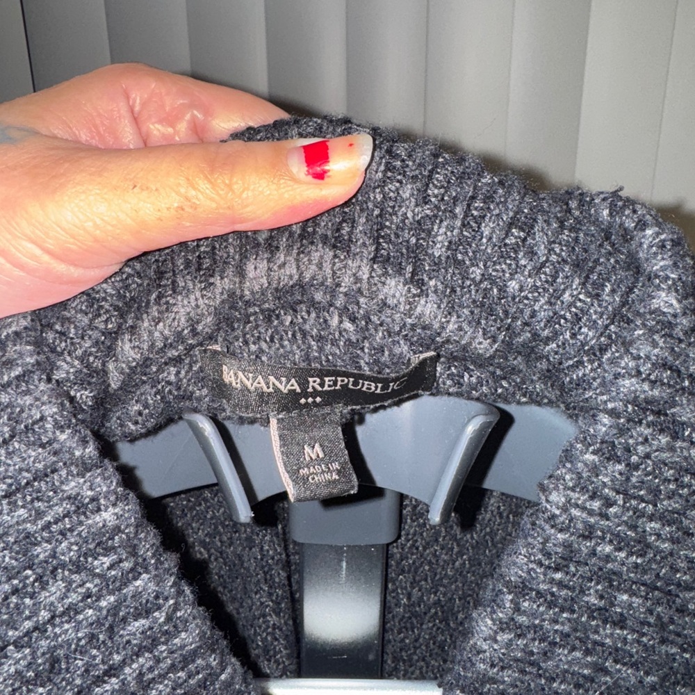Banana Republic Black Turtleneck Sweater Cable Knit - Picture 3 of 5